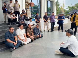 Rapat Paripurna DPRD Provinsi Jambi Ricuh, Aktivis Wiranto Manalu Mendesak Transparansi Anggaran Siluman 57 M