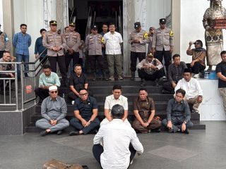 Geruduk Rapat Paripurna DPRD Provinsi Jambi, Wiranto Manalu Desak Transparansi Anggaran “Siluman” 57 M
