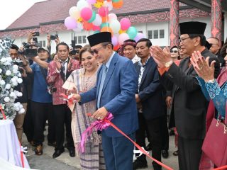 Puncak Perayaan HUT Ke-23 Kab. Humbahas, Mendagri dan RE Nainggolan Serta Tokoh Masyarakat Lainnya Apresiasi Kinerja Pemkab khususnya Penanganan Bencana Banjir dan Longsor
