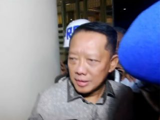 Mantan Jampidsus Febrie Adriansyah Jalani Pemeriksaan di Kejaksaan Agung Terkait Dugaan TPPU