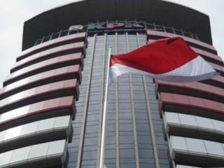 OTT di Kementrian ATR/BPN, KPK Bawa 20 Koper Uang Ratusan Miliar