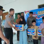 Dalam Rangka HUT ke-75 Humas Polri, Polres Kepulauan Meranti Gelar Bakti Sosial di Desa Mantiasa