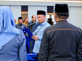Wali Kota Agung Nugroho Lantik 17 Pejabat, Gerbong Mutasi Pemko Pekanbaru Bergerak