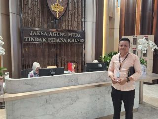 INPEST Kembali Datangi Kejagung, PPTSP Jampidsus Disebut Tindak Lanjuti Laporan Dividen Rp331,7 Miliar PT SPRH Rohil